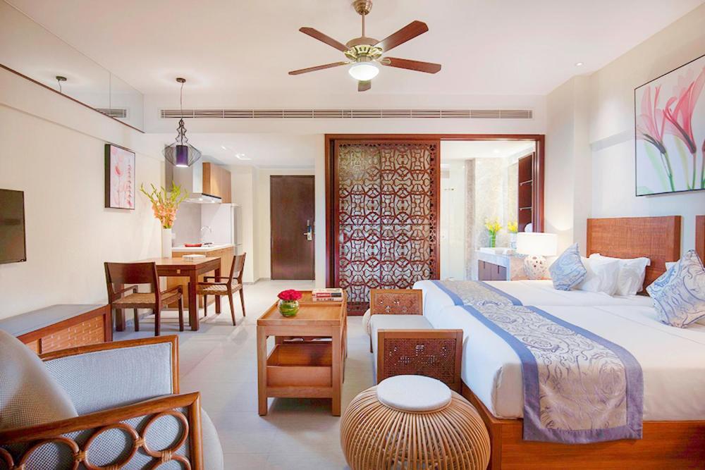 Lingshui  Aloha Oceanfront Suite Resort מראה חיצוני תמונה