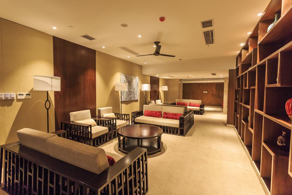 Lingshui  Aloha Oceanfront Suite Resort מראה חיצוני תמונה