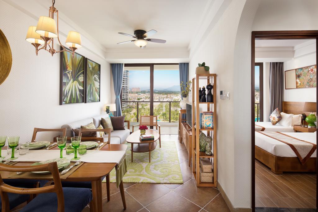 Lingshui  Aloha Oceanfront Suite Resort מראה חיצוני תמונה
