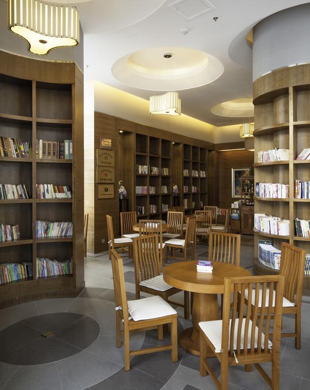 Lingshui  Aloha Oceanfront Suite Resort מראה חיצוני תמונה