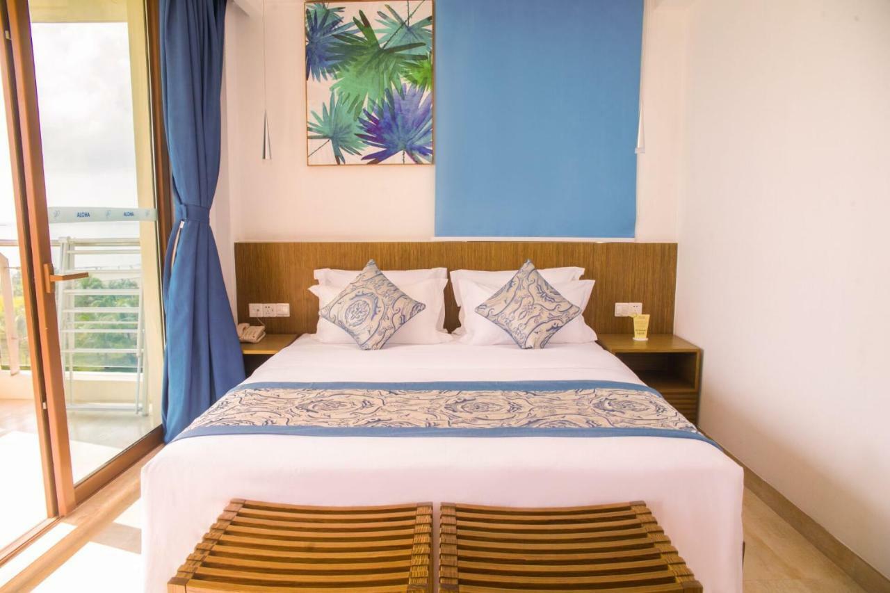 Lingshui  Aloha Oceanfront Suite Resort חדר תמונה